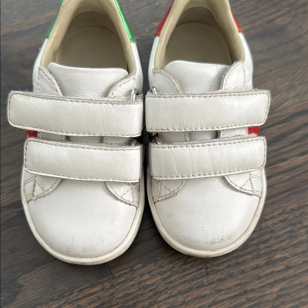 Gucci Baby Sneakers - Red and Green Stripe- Size 20 (3/4) - Picture 2 of 9